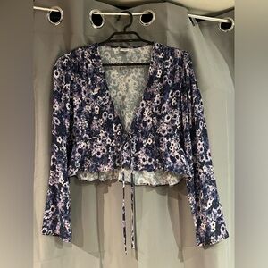 Aritzia NEW CROPPED TIE-FRONT BLOUSE